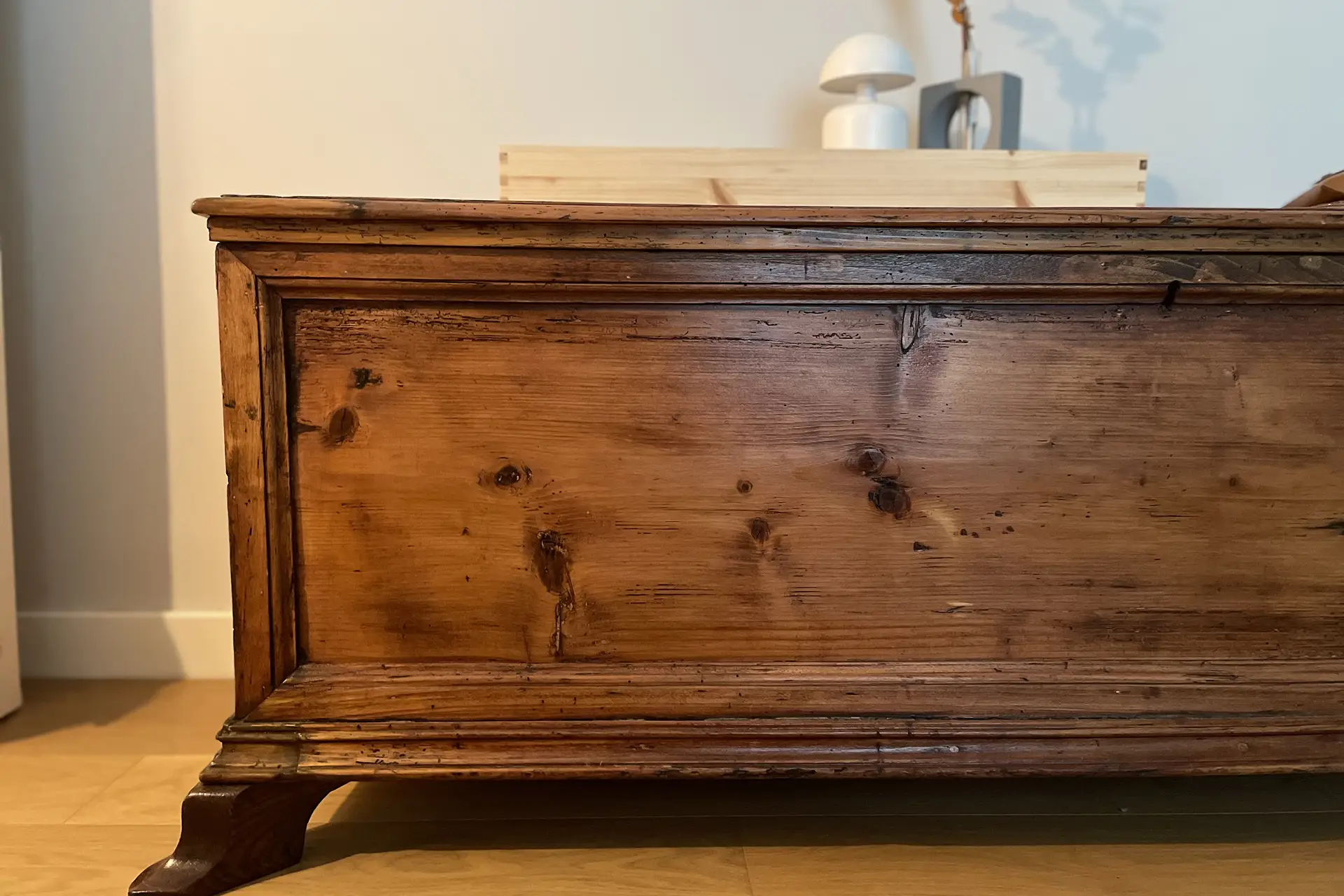 restauro cassapanca legno